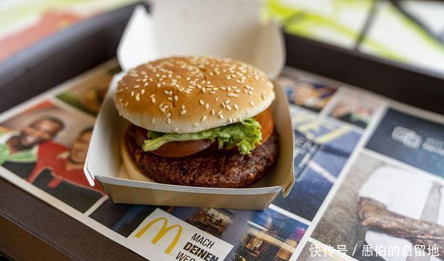 孩子|郑州男子买到“臭”汉堡，维权反被判赔5000，麦当劳：就是这个味