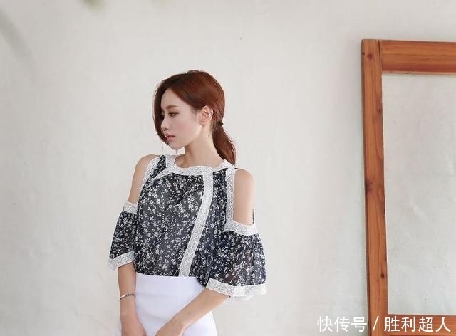 季节|夏日蕾丝衫在这个季节就是时尚的亮点
