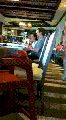 着迷|搞笑GIF:孩子她爹,你真是太着迷了