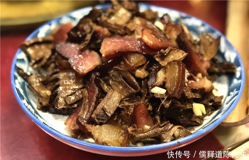竹筒饭|三个女人自驾游,没有攻略边走边吃,品尝特色美食遭网友吐槽