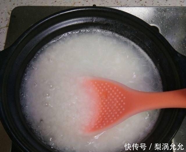 腊肠|腊肠煲仔饭是如此的简单和真实