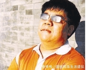  自称|《星光大道》走红的盲人, 耍大牌自称“老师”, 导演: 滚出娱乐圈