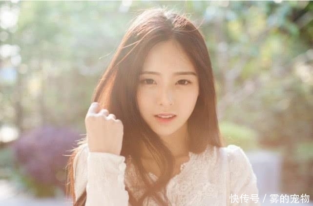 韩国|都是校花,韩国vs美国,看到中国校花:敢问姑娘可曾婚配?