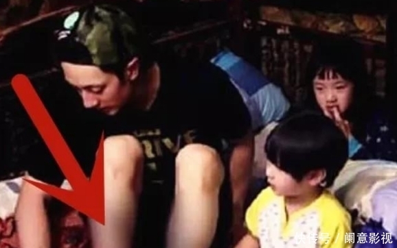  粗暴|有纹身就不能上节目？明星们各显神通，林心如贴创可贴，而他简单粗暴！