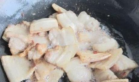 发现木耳|泡木耳时,只会加水是不对的,牢记1个小妙招,木耳泡得又大又好