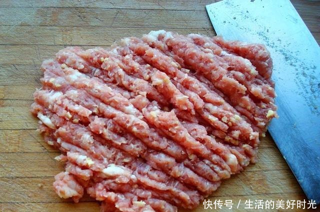 消化|用它包饺子,皮薄汁多消化好,鲜美去油腻真好吃