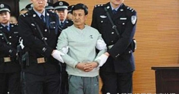 古墓|他盗了200多个古墓，身价5个亿，死前大喊：我知道秦始皇陵的入口