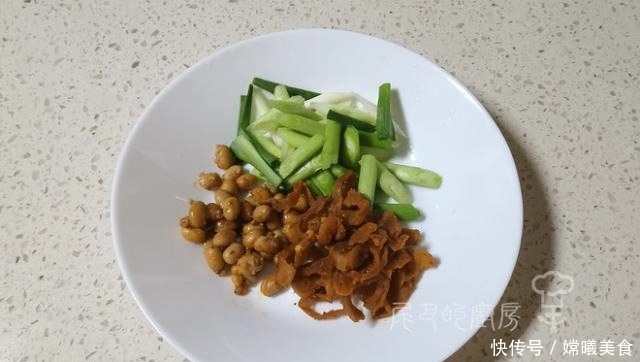 猪肉|为什么超市里的猪肉卖9块钱，菜市场的要15块？看完长知识了