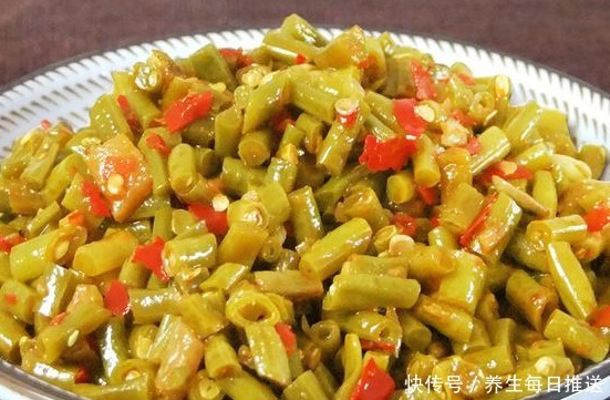 酸脆|腌豆角时,直接腌制就“废”了,少了这2步,难怪吃起来不酸脆