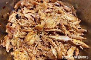 新手|凉拌手撕鸡的做法，新手也能做