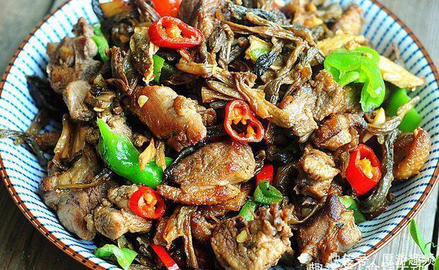 干豆角|香而不腻、咸鲜开胃的家常菜,自己做经济又好吃,解馋又下饭!