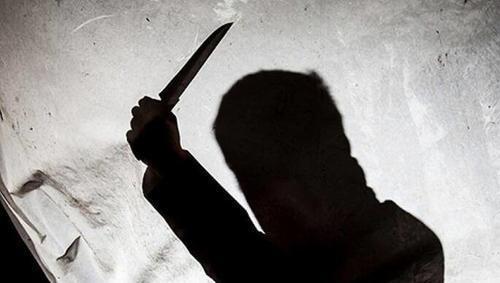 无人|连环杀人魔：跟尸体打牌，在尸背刻怪字，专家：这字如今已无人用