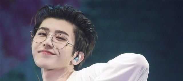  CP|蔡徐坤跑男圈粉无数，网传节目组绑CP，蔡徐坤做法值得点赞