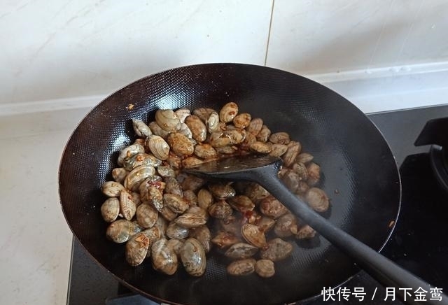 好吃|新春家宴10个菜，半小时左右就上桌，朋友夸老公倍有面子