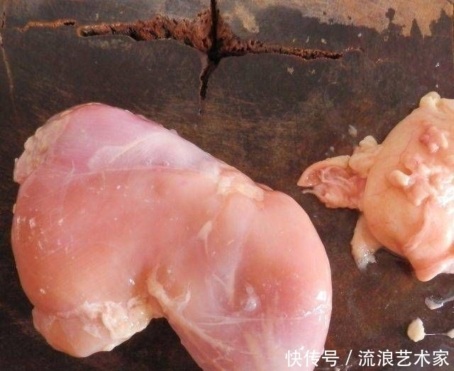  粽叶|带有粽叶香味的香菇鸡腿饭非常适合寒冷和多雨的天气