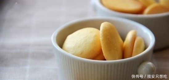 爱吃|不放水,不用烤箱,只要个平底锅,做孩子爱吃的零食,好吃不上火