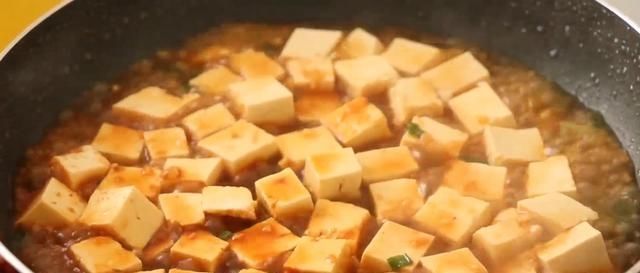 点名|豆腐自从学会这个做法,家人三天两头点名吃,鲜嫩入味,比肉都香