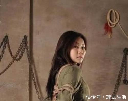 宿舍|19岁战士冲进越军女兵宿舍, 看到什么秘密? 大怒