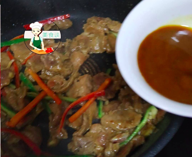 含有丰富|炒牛肉时,直接下锅大错特错了,厨师长教你3招,牛肉嫩滑不塞牙