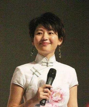 王小丫|著名主持人王小丫患病后,写下这19句话写到每个人心里去了~