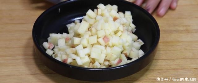 苹果|苹果新吃法,活了半辈子,这吃法第一次见,营养美味又香又甜