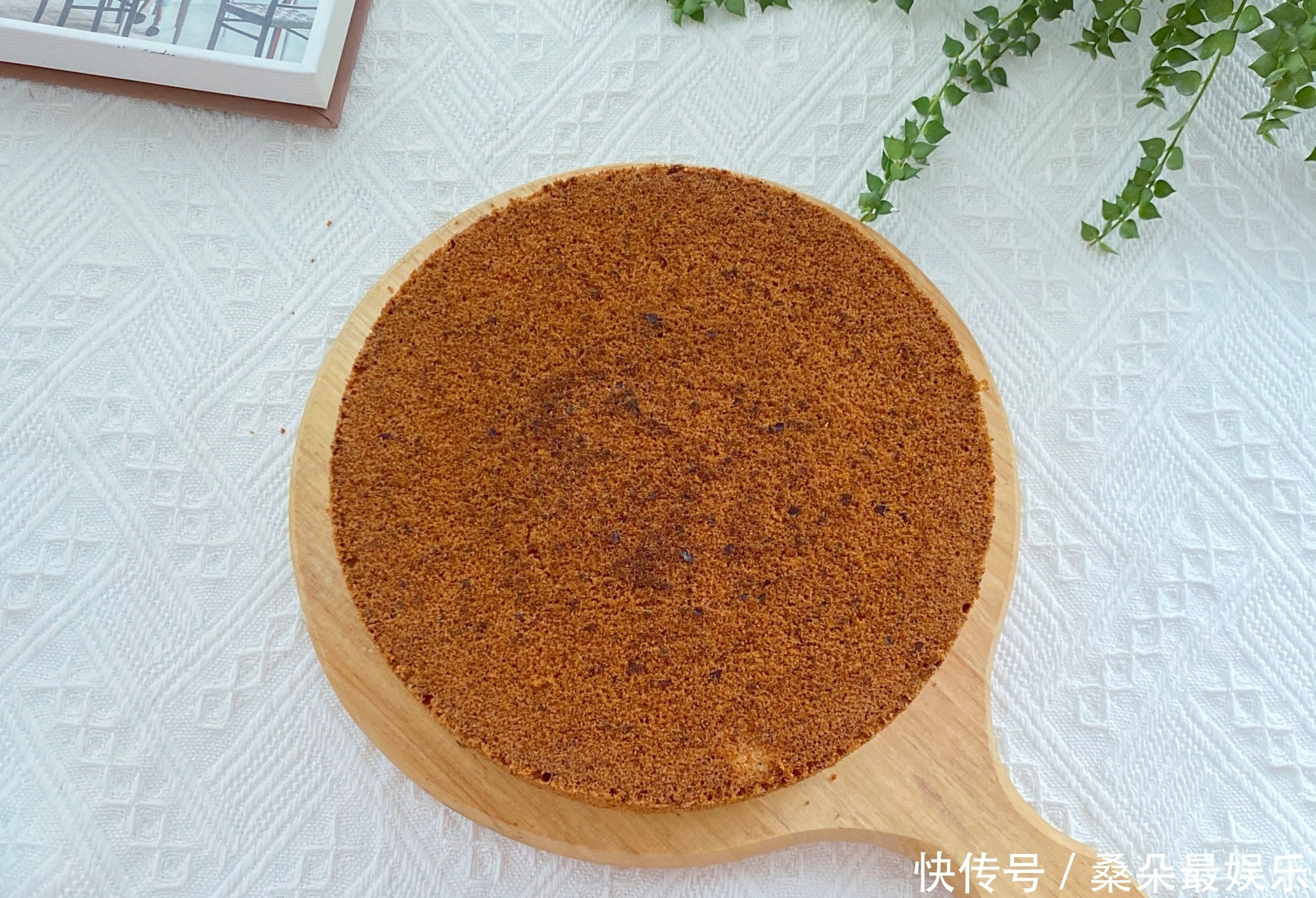  枣香|红枣别只会煮饭了，用来做蛋糕枣香浓郁，口感松软越吃越香