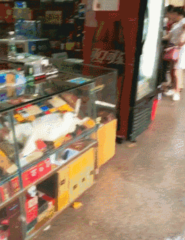  感觉|搞笑GIF：很多人说喝酒的女生都有故事，但我感觉是生活的无奈