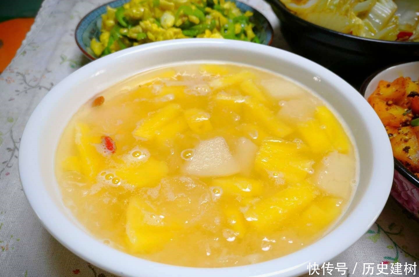 好吃|晒晒我家的午餐,这一桌没超过50元,朋友说真实惠!