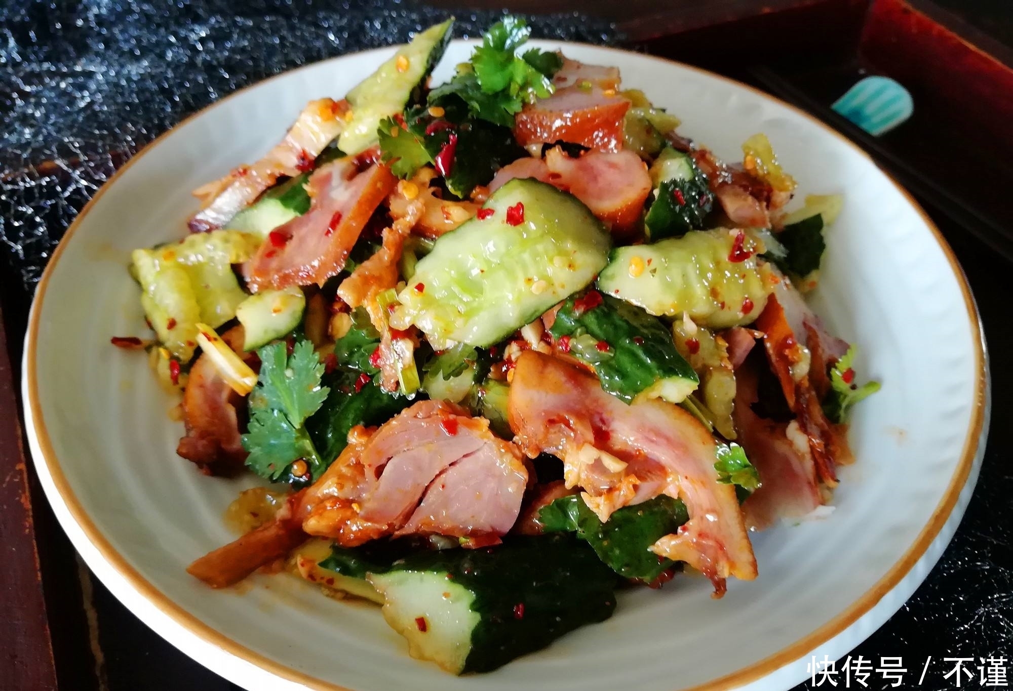 更是|酒鬼最喜欢的10大下酒菜,都是硬菜,东北人更是不拒!