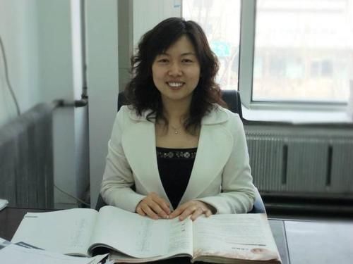  孩子成绩|“班主任是自己亲爸妈是啥感受”“试卷还没发，我已挨打了”