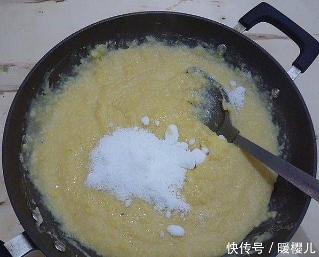 糕点|抹茶酥和我自己做的红曲糕点,不油腻