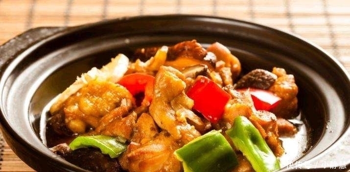 哭笑不得|第一次去南方，2人点4菜1汤，老板说够吃，上菜后我们哭笑不得