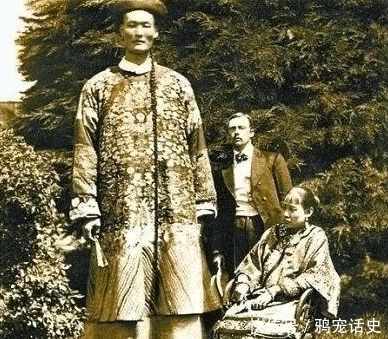 子女|清朝巨人詹世钗,身高3.19米娶英国妻子,如今子女现状如何