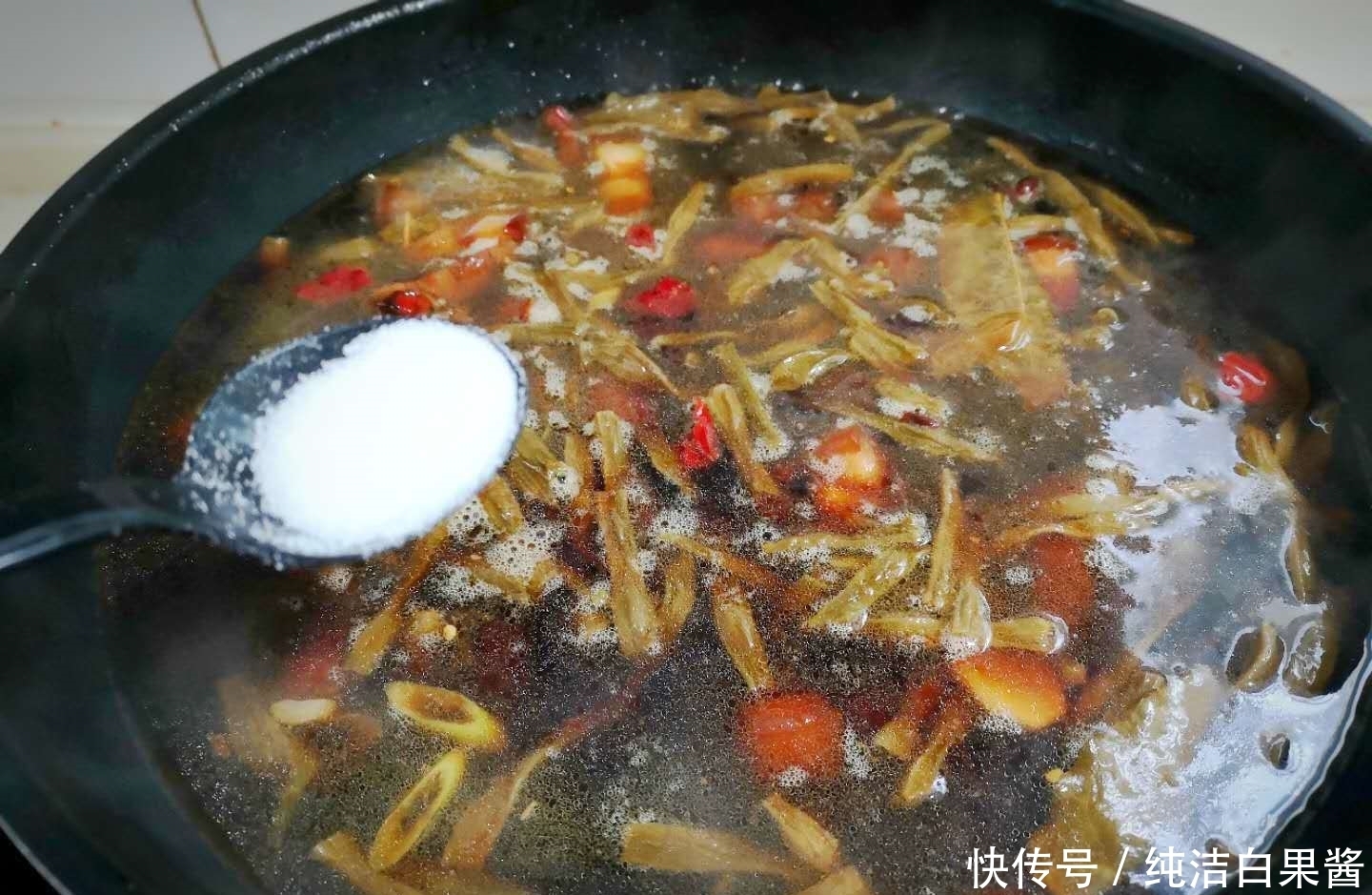 解馋|春天最该吃的一道菜,好吃不上火,又鲜又解馋,下饭根本没话说!