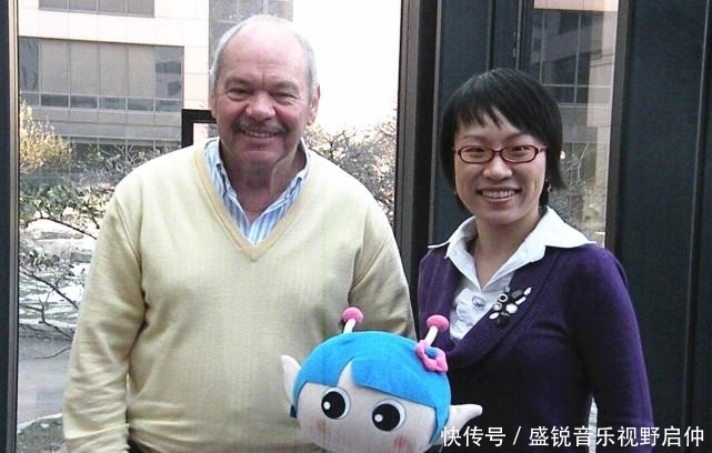  座上宾|还记得国足第一位洋帅吗？曾上春晚当座上宾，如今78岁仍不愿退休