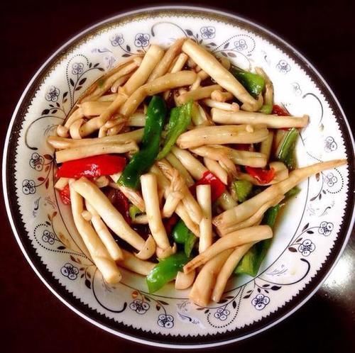 好吃|朋友来家做客,做的几道家常菜招待,朋友吃完直夸好吃