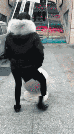 GIF|搞笑GIF:短腿就不要尝试了