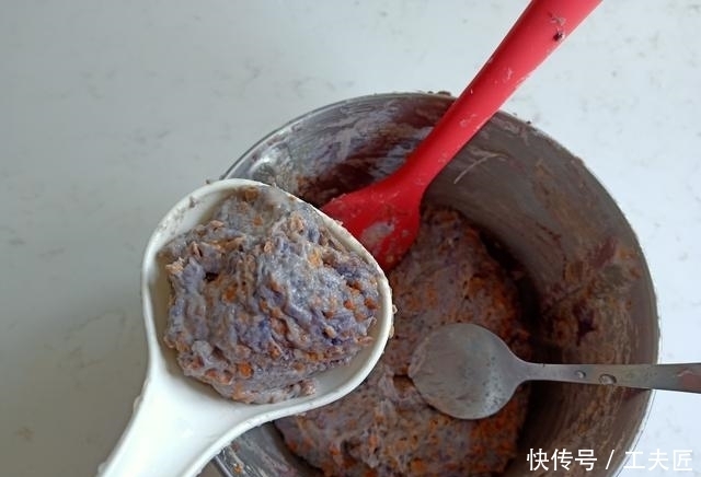 好吃|3分钟早餐煎饼,不用水不揉面,手不沾面1勺1个,简单好吃还不胖