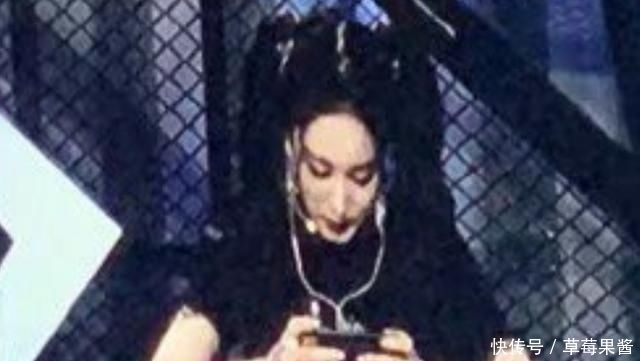 节目|成团出道的陈卓璇和徐艺洋录同档节目,陈姐大笑,徐艺洋全程板脸