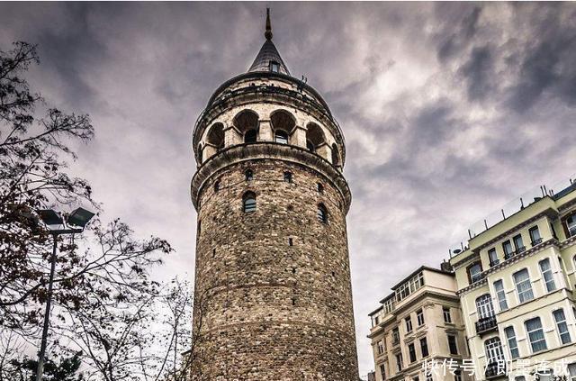 罗马帝国|1421年，奥斯曼帝国向东罗马帝国开战，过程如此的跌宕起伏！