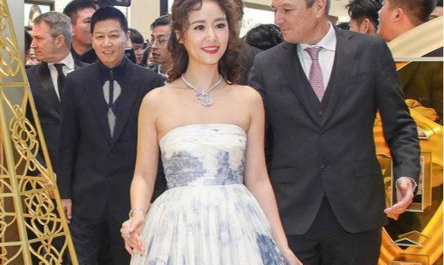 照片|霍建华一家三口在马尔代夫旅游,在老公的视角下,林心如素颜无敌