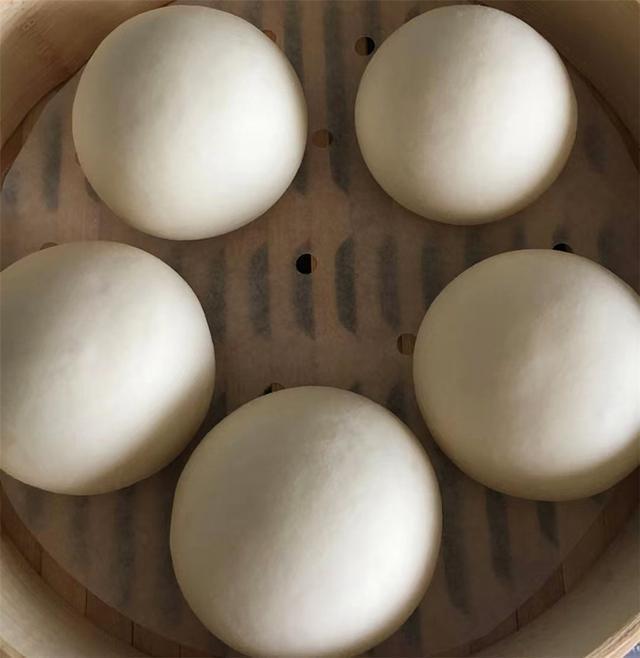  简单|教你在家蒸馒头的3个诀窍，简单又好吃，不塌陷不回缩，真香