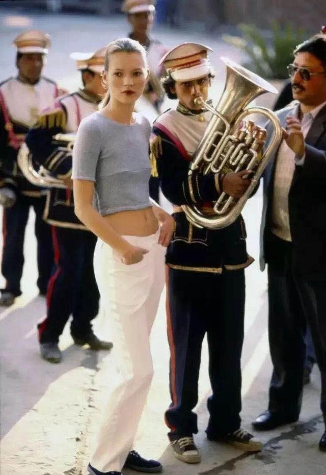 过时|给我们的衣橱“断舍离”!这几件单品一定不能扔,永不过时太经典