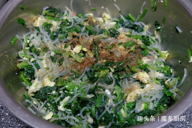 菠菜|简单易做的玉米面菜团子,不和面不擀皮,更不烫面,全家都爱吃