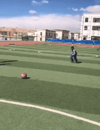 妹子|搞笑GIF:看来妹子你技术掌握得很好,你很棒