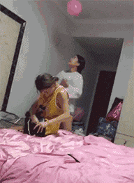  姑娘|搞笑GIF：这姑娘，你也太搞笑了！照的不错！