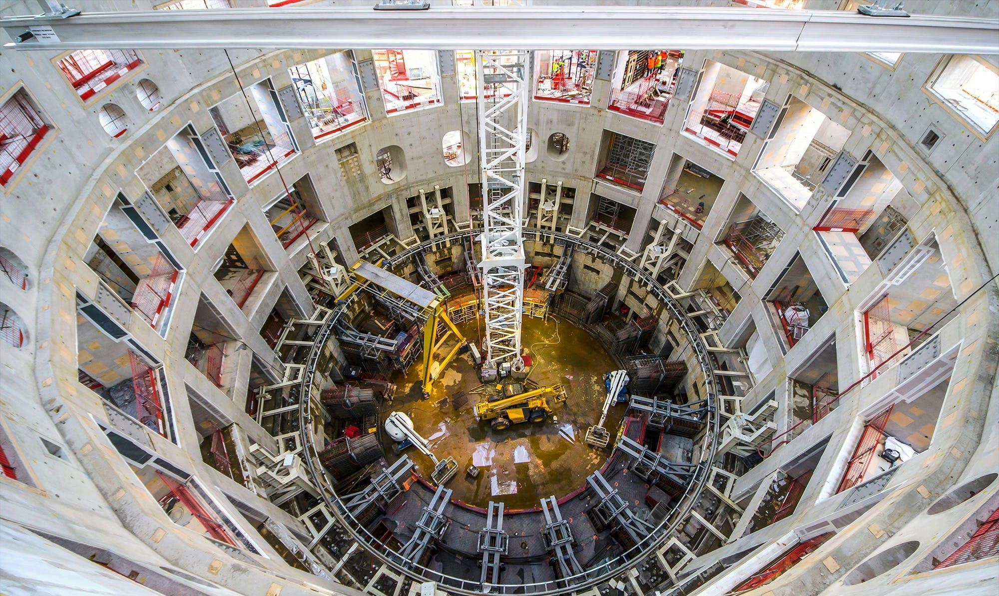 成本|中国参股建造的人造太阳:成本1773亿,设计建造32年却还是半成品