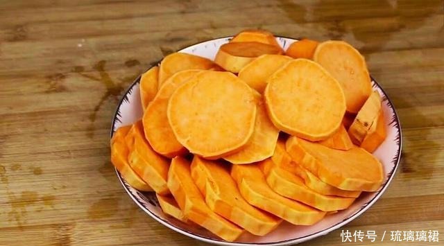 秘方|想吃红薯丸子不会做详细步骤与秘方全给你,家人抢着吃