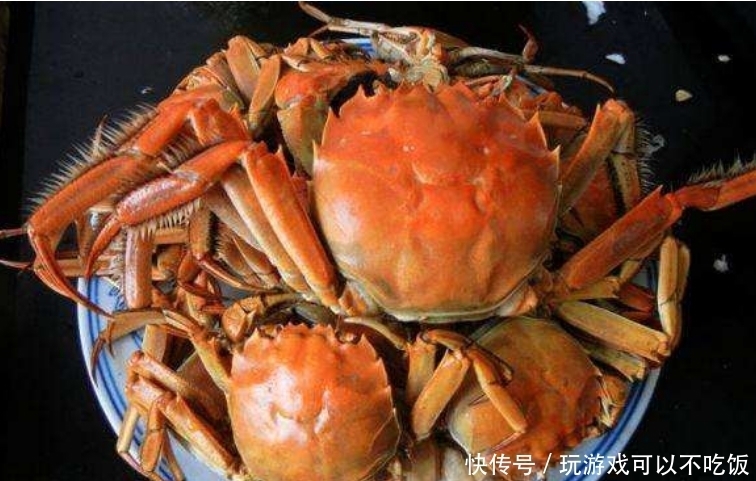 冷水|蒸螃蟹时,用冷水还是热水?蟹农教您一招,螃蟹不掉腿,不流黄