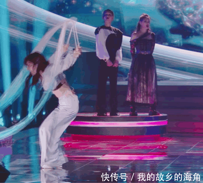  吴昕|吴昕就地复活吧，这舞台实力不做女团可惜了